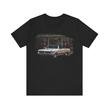 NEW 1965 GTO in our filling station series Short Sleeve T-Shirt