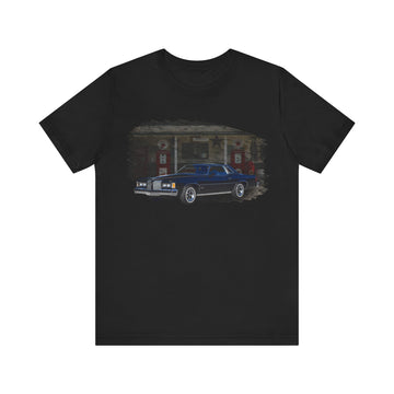 NEW 1976 Grand Prix SJ in our filling station series Short Sleeve T-Shirt