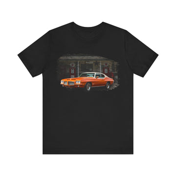 New 1971 GTO in our filling station series Short Sleeve T-Shirt