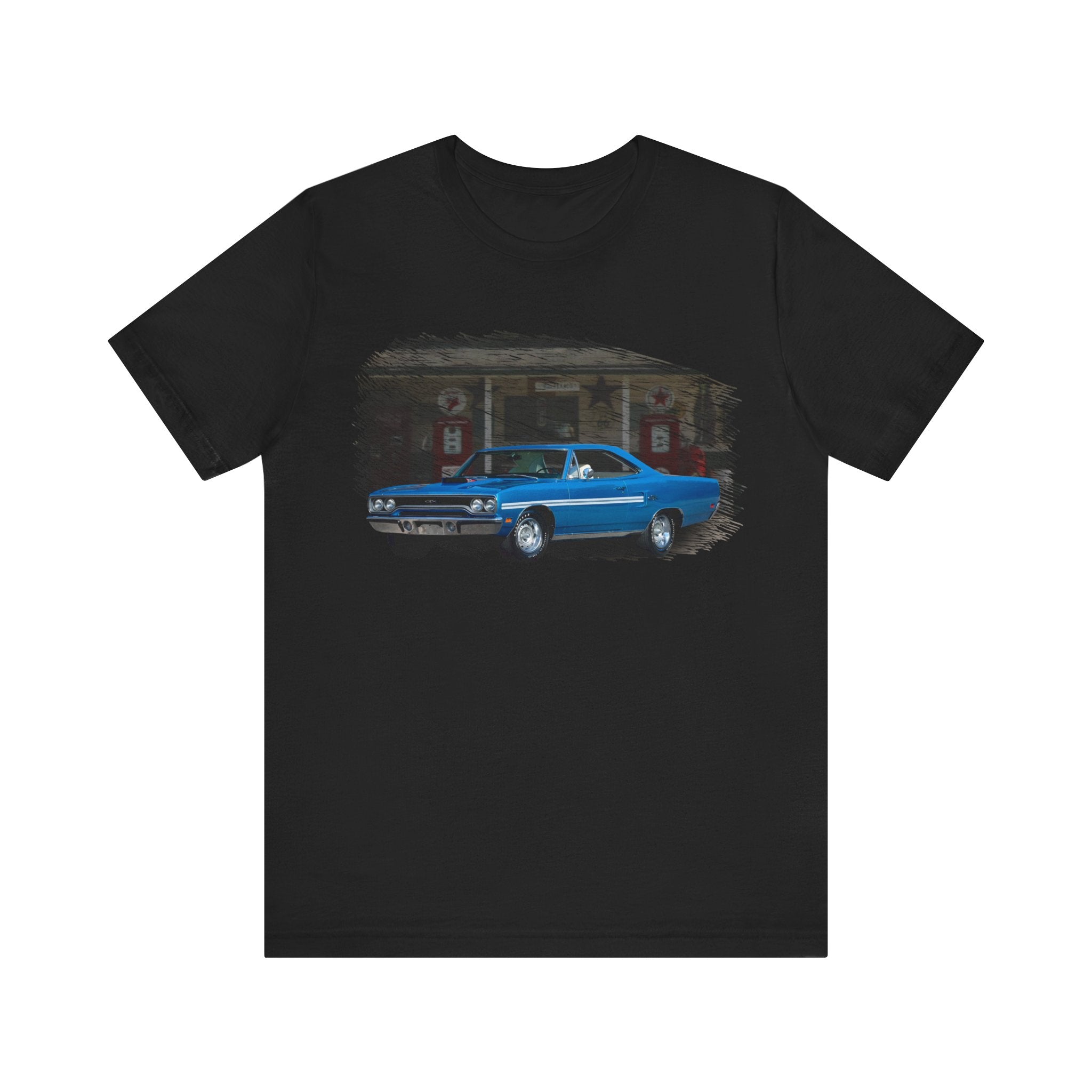 NEW 1970 GTX in our filling station series Short Sleeve T-Shirt